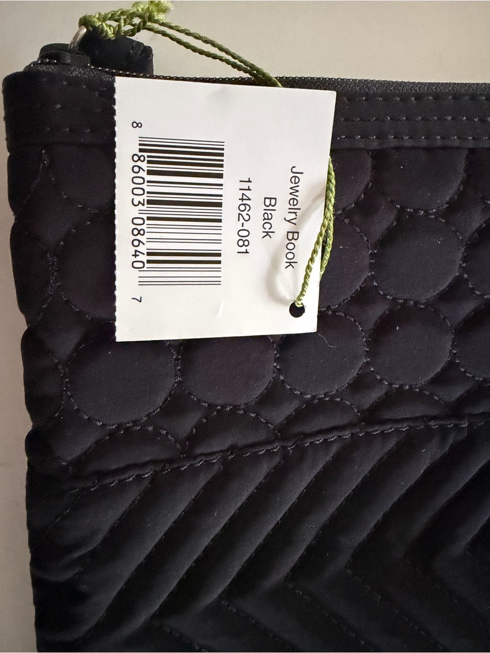 NWT Vera Bradley Black Quilted Jewelry Book - Picture 2 of 5